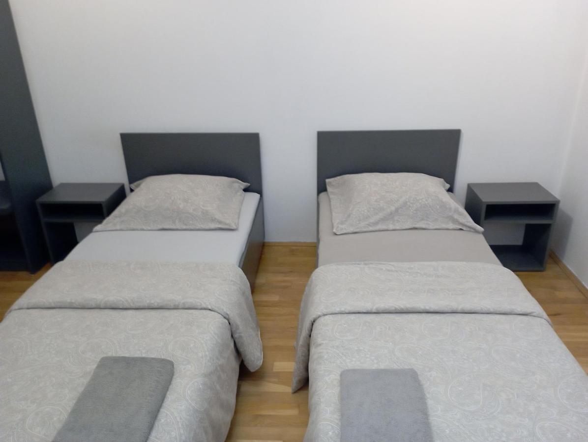 Meier House Wawer Hotel Warszawa Eksteriør billede