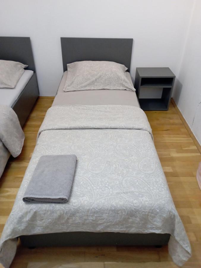 Meier House Wawer Hotel Warszawa Eksteriør billede